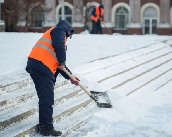 Your Winter Weather Wardrobe Checklist